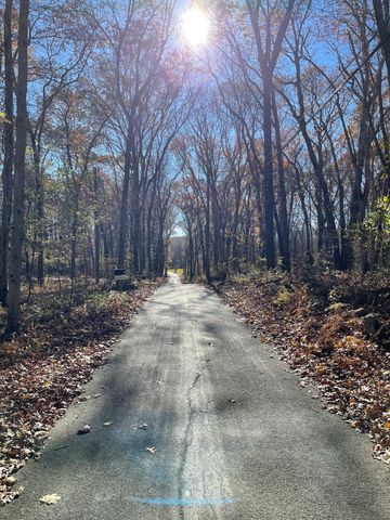 $3,200 | 33 Brucker Pentway | Stonington