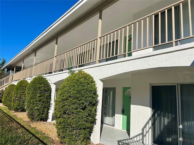 $189,000 | 4035 South School Avenue, Unit B2 | South Sarasota