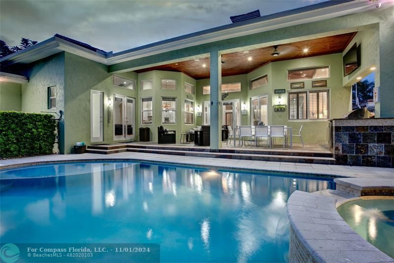 a view of a bathtub in a room