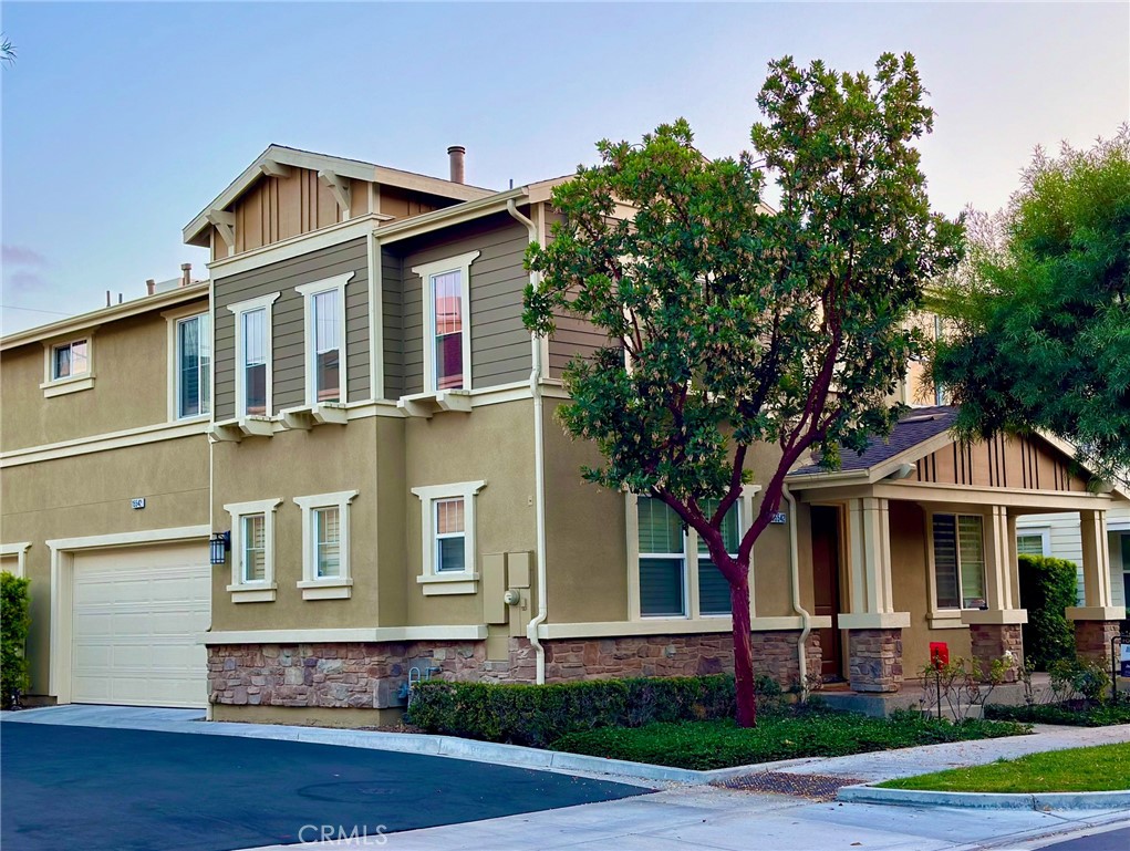 front view of house with a yard