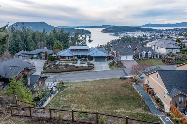 $425,000 | 4301 Marine Heights Way | Anacortes