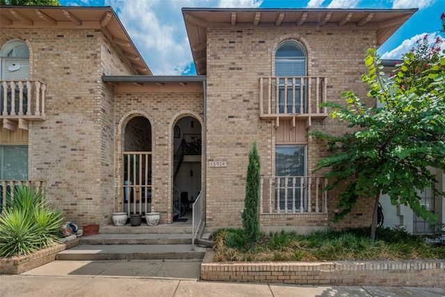 $1,350 | 15914 Stillwood Street, Unit 1079 | Far North Dallas