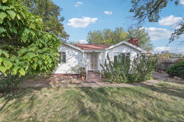 $385,000 | 6850 Colorado Boulevard | Adams City