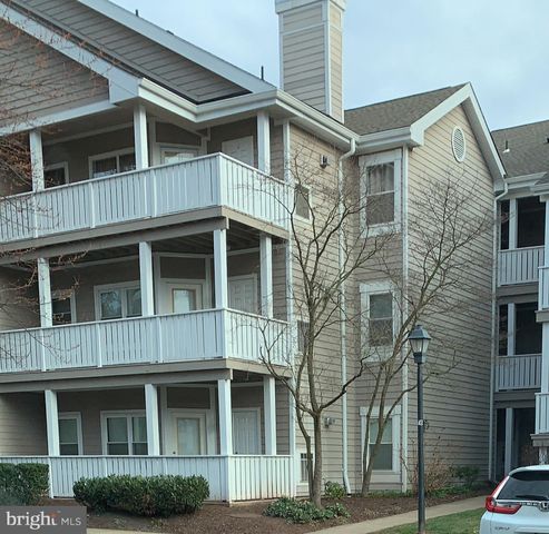 $355,000 | 14317 Climbing Rose Way, Unit 204 | Sanderling Condominiums