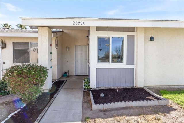 $250,000 | 25956 Baylor Way | East Hemet