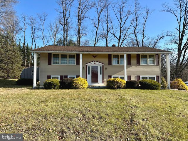 $299,900 | 62 Wesleyan Drive | Kenhorst