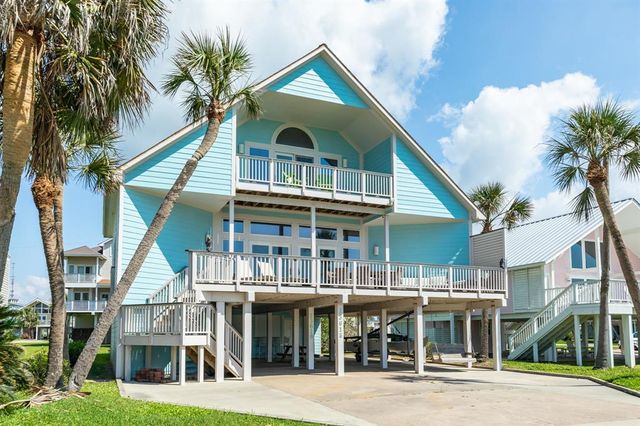 $1,350,000 | 13618 Grand Terre | Pirates Beach