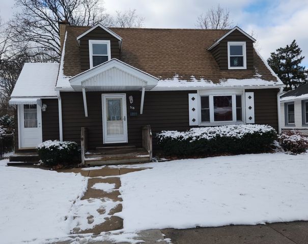 $2,500 | 518 Claremont Avenue | West Chicago