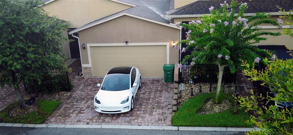 a house view with a outdoor space