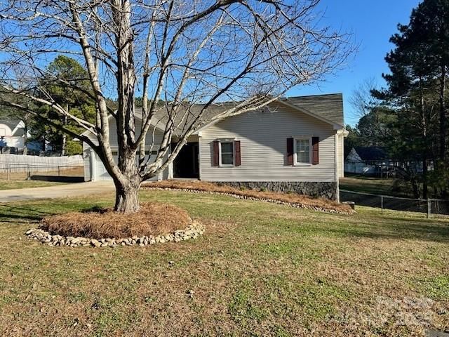 $399,900 | 5631 Gunpowder Road | Lovelady Township - Caldwell County