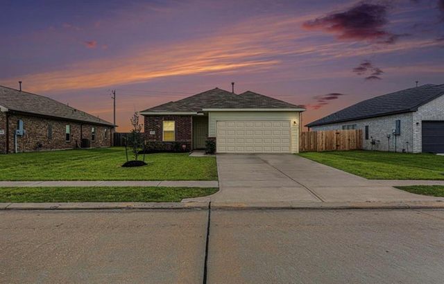 $2,150 | 2808 Coral Drive | Pearlbrook