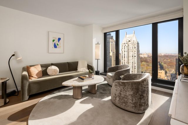 $1,825,000 | 111 West 56th Street, Unit 39K | Theater District