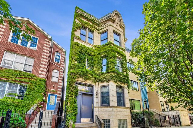 $614,999 | 1427 North Leavitt Street, Unit 2 | Wicker Park