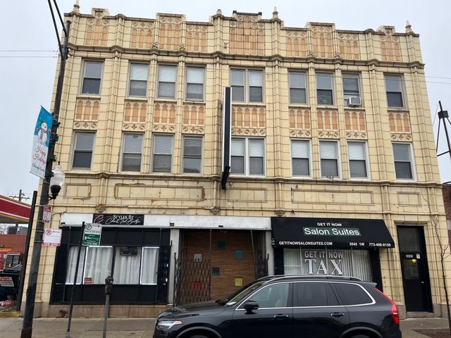 $1,100 | 3045 West 63rd Street, Unit 206 | Marquette Park