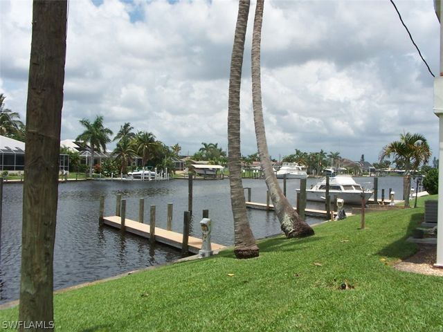 $1,650 | 1721 Southeast 46th Lane, Unit 11 | Downtown Cape Coral