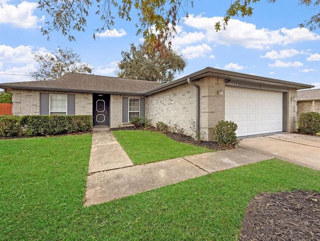 $285,000 | 14019 Old Village Lane | Townewest