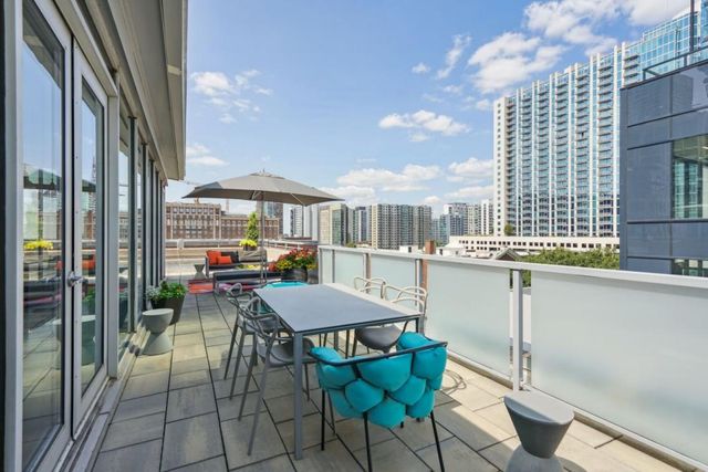 $1,100,000 | 805 Peachtree Street Northeast, Unit 612 | 805 Peachtree