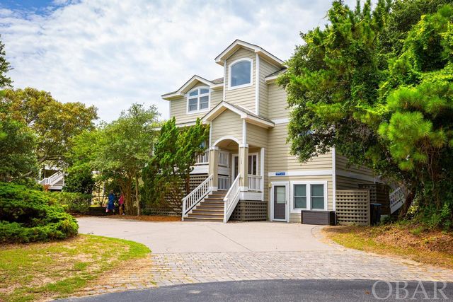 $1,350,000 | 104 Turnbuckle Court | Duck