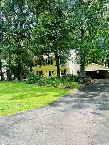 $319,000 | 5093 Cobblestone Road | Moravian Forest