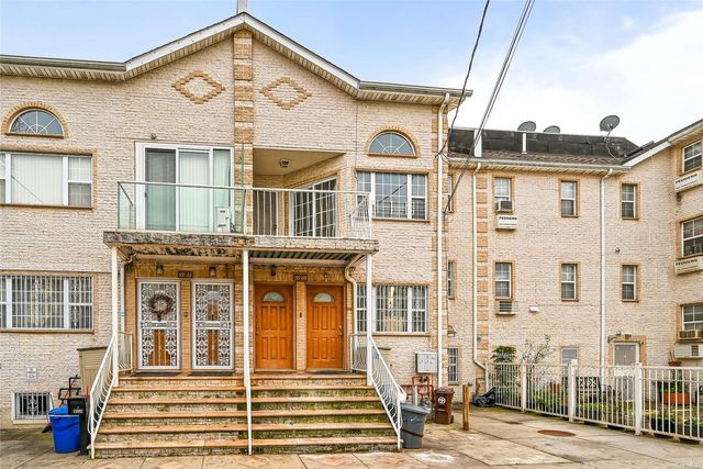 $1,148,000 | 95-08 95th Avenue | Ozone Park