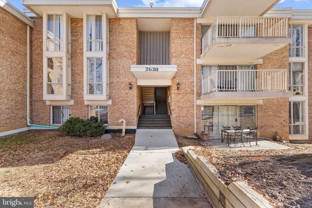 $220,000 | 2630 Fort Farnsworth Road, Unit 149 | Huntington Club Condominiums