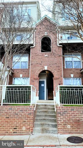 $2,200 | 4105 Lexington Court, Unit 101 | Fairfax