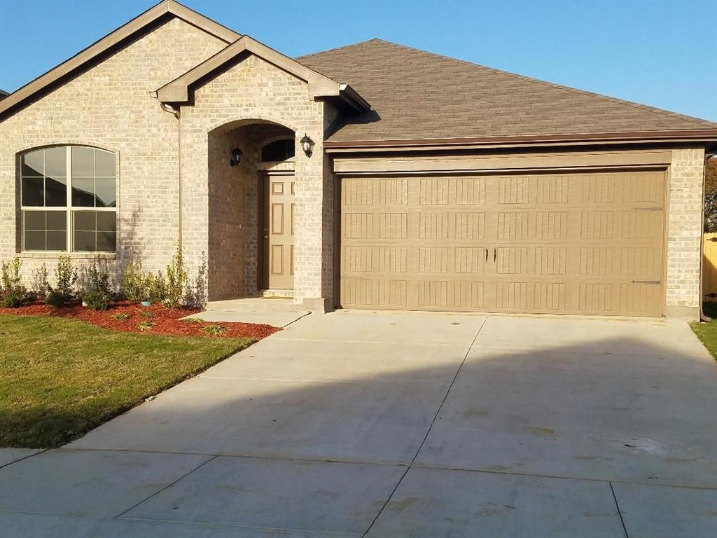 a house view with a outdoor space