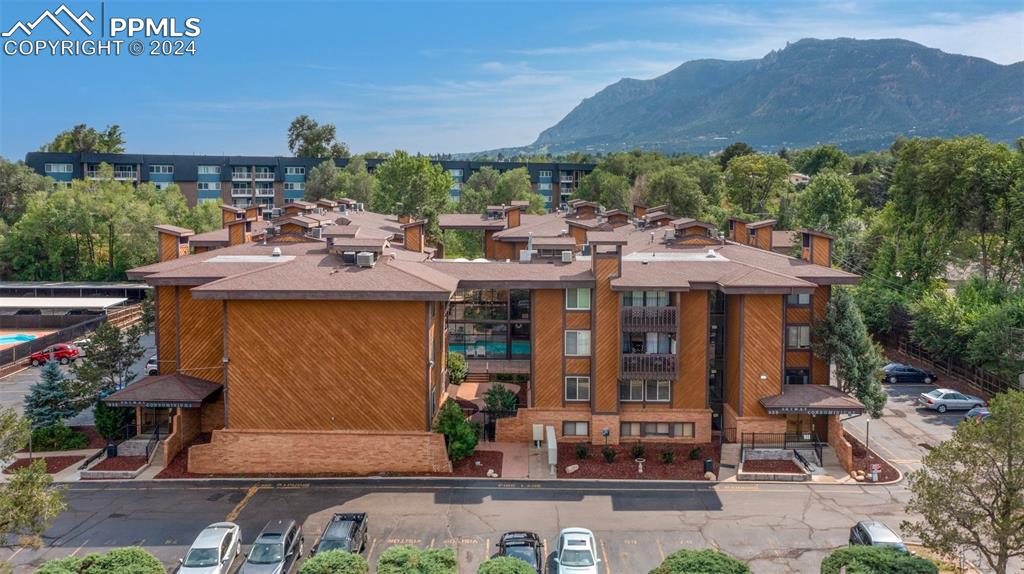 an aerial view of multiple house