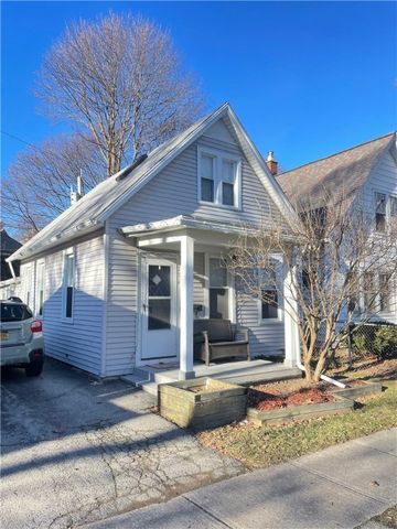 $1,400 | 256 Benton Street | Southeast Rochester