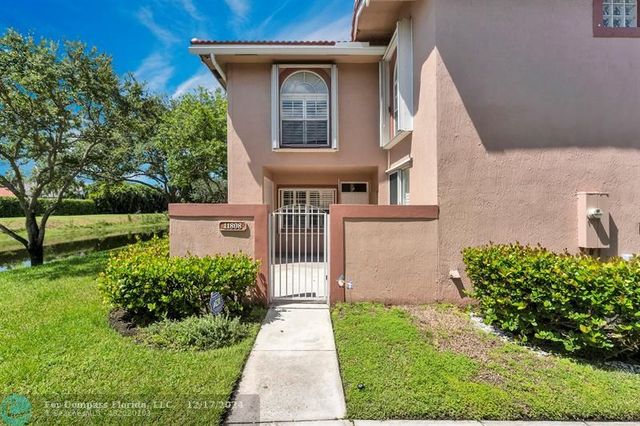 $405,000 | 11808 Royal Palm Boulevard, Unit 11808 | Westchester