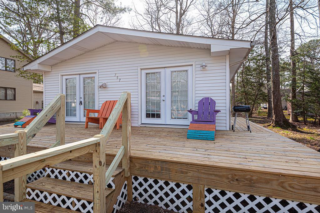 a house view with a sitting space