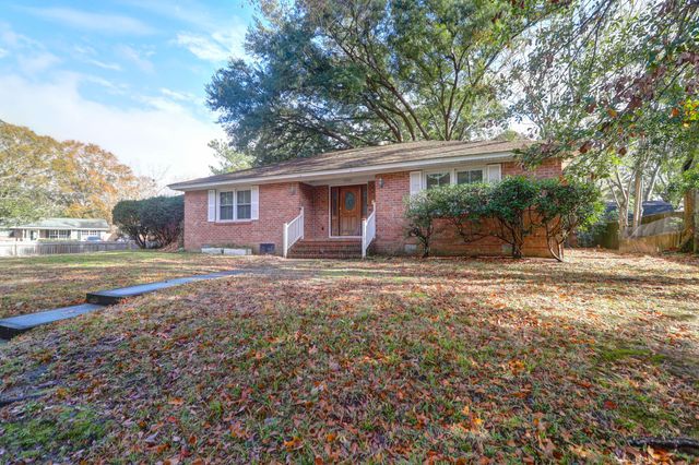 $2,600 | 236 Stinson Drive | Air Harbor