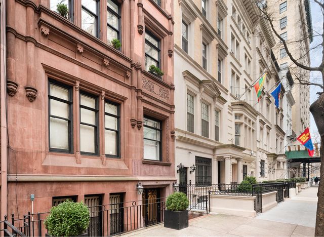 $4,500,000 | 14 East 77th Street, Unit 1FR | Lenox Hill