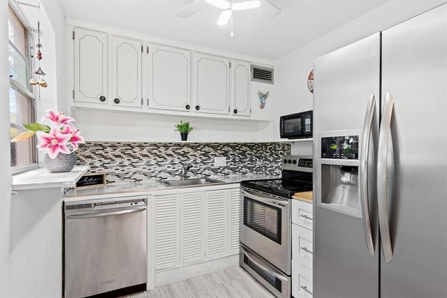 $214,000 | 31 Keswick B | West Deerfield Beach