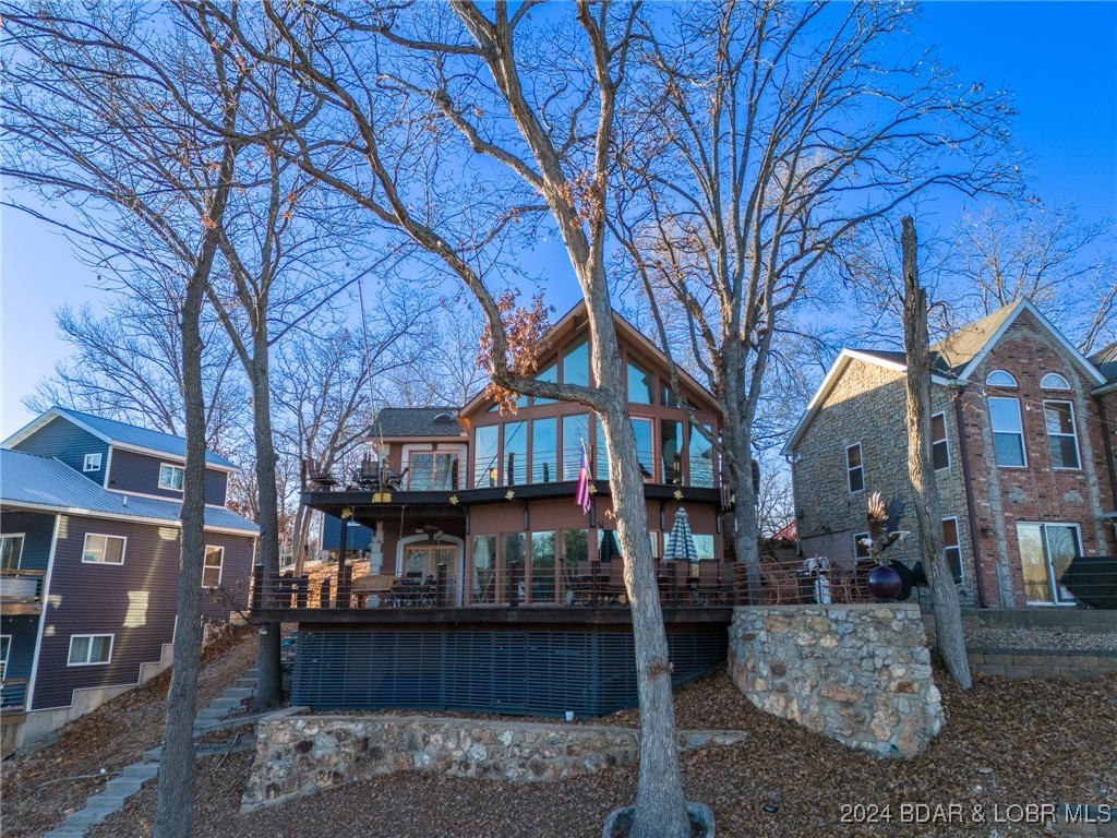 Stunning Home from Lake View