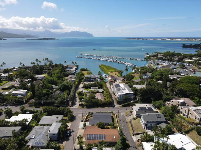 $1,565,000 | 44-544 Kaneohe Bay Drive | Mahinui