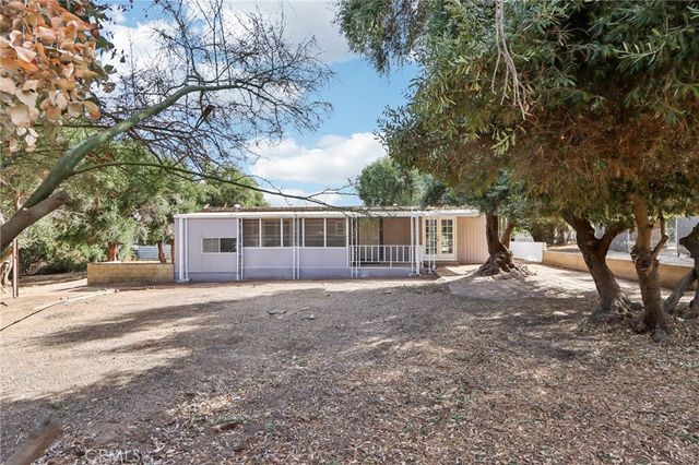 $450,000 | 20690 Alameda Del Monte | Santa Rosa