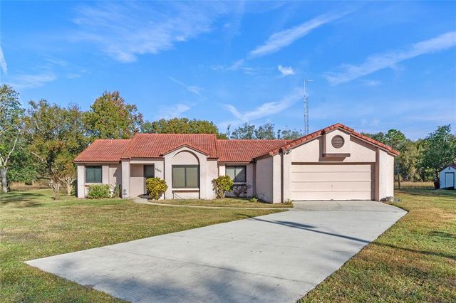 $435,000 | 1042 East Myers Boulevard | Midway