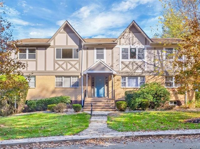 $289,500 | 108 Yorkshire Drive, Unit Y3 | Bon Aire