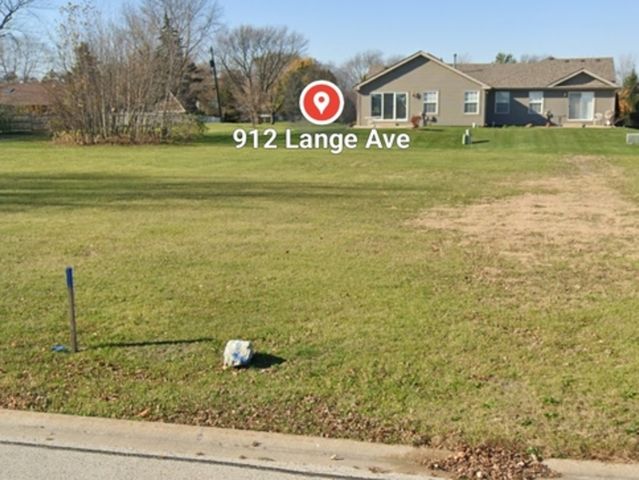 $8,500 | 912 Lange Avenue | Beecher