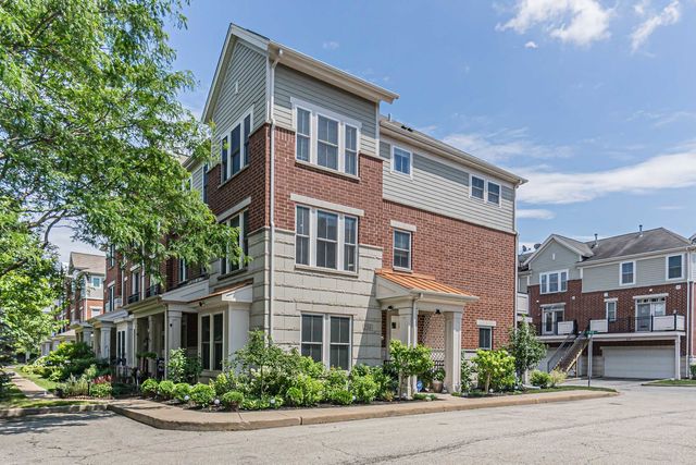 $449,900 | 226 West Hyde Street, Unit 84 | Arlington Reserve