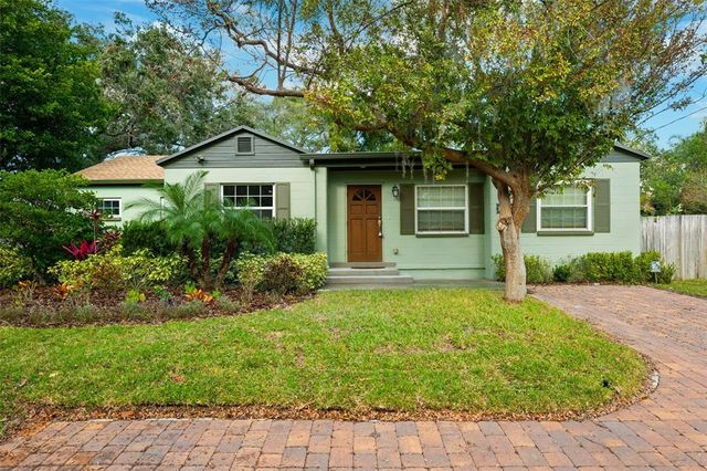 $555,000 | 1106 East Chelsea Street | Southeast Seminole Heights