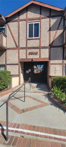 $2,900 | 5500 Lindley Avenue, Unit 202 | Encino