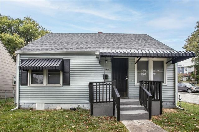 $154,500 | 5600 South Benton Avenue | North Town Fork Creek