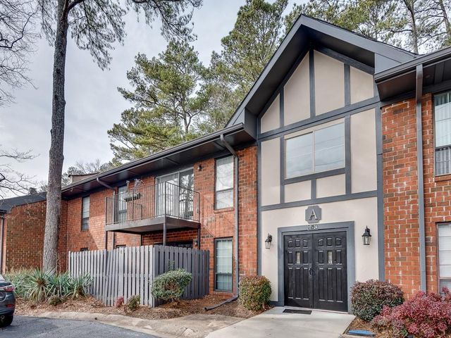 $235,000 | 6851 Roswell Road, Unit A21 | North Springs