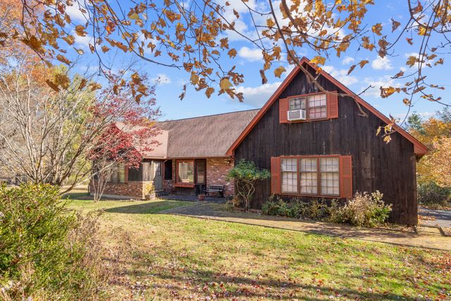 $799,900 | 6 Quaker Ridge Road | Sherman