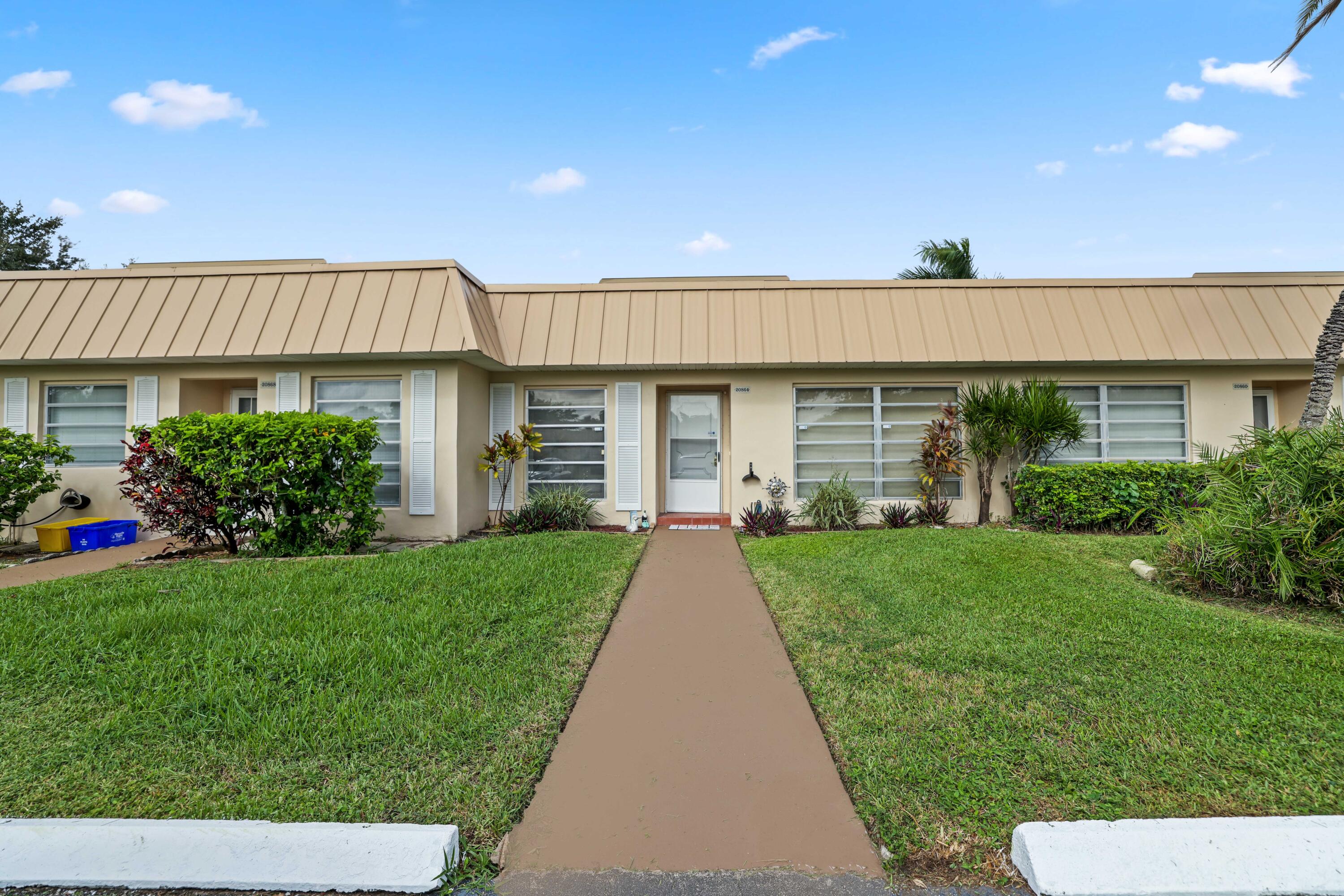 20864 Wendall Ter - Home Entrance&Front