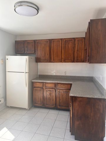 $2,200 | 9020 New York Avenue, Unit 2 | Woodcliff