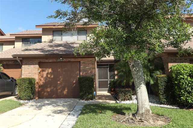 $325,000 | 3928 Villas Green Circle | Wekiva Club Estates