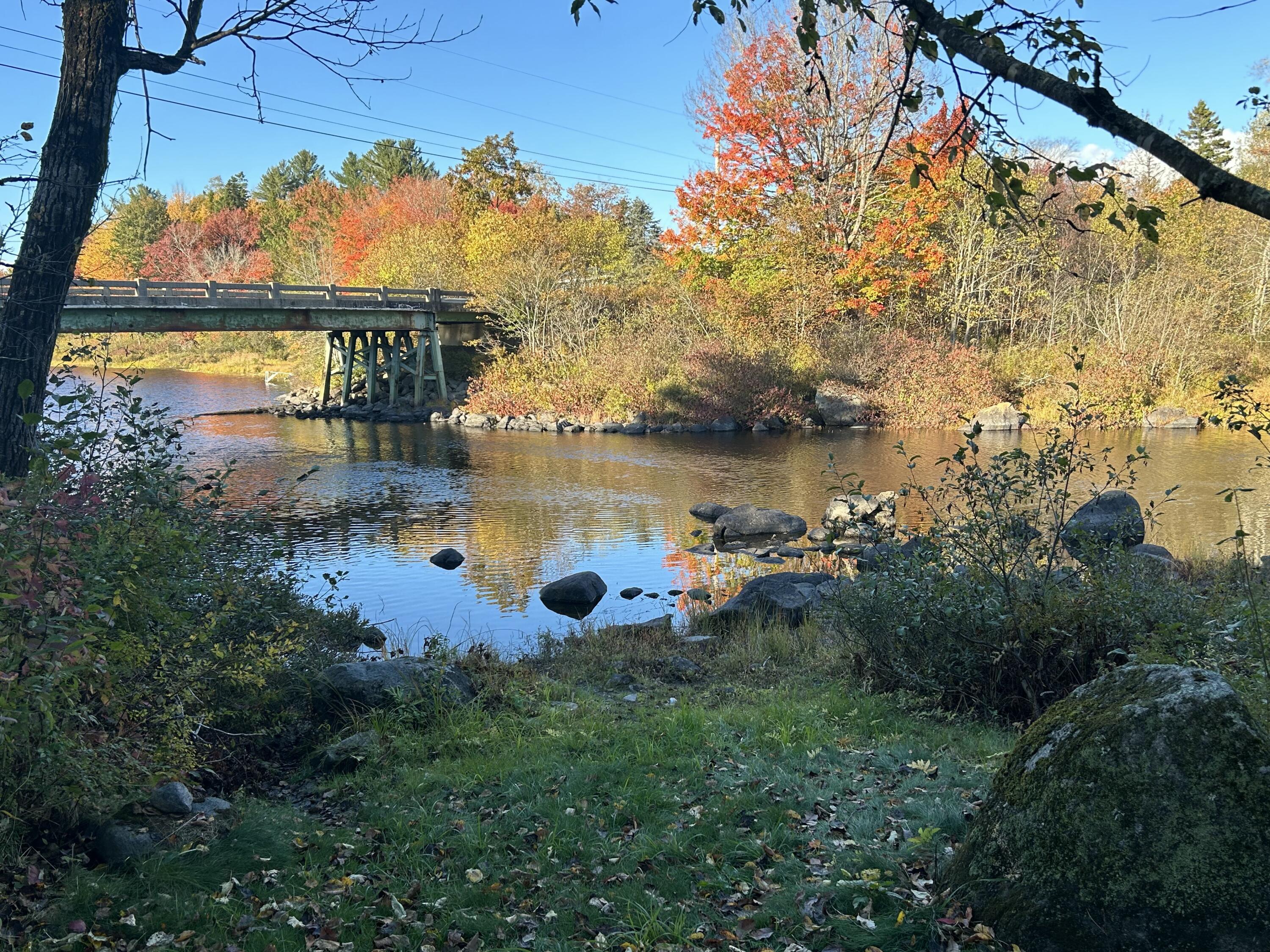 New Fall River picture with Bridge